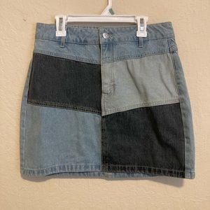 Wild Fable size 4 patchwork denim mini skirt